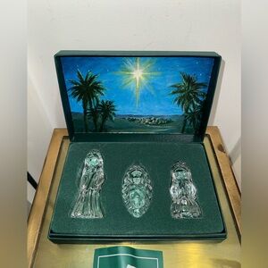 Waterford Marquis The Holy Family 3-piece crystal nativity set